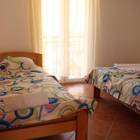 Apartments Todorovic Петровац Экстерьер фото